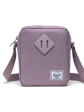 Herschel Supply Company Small Crossbody Bag in Mauve